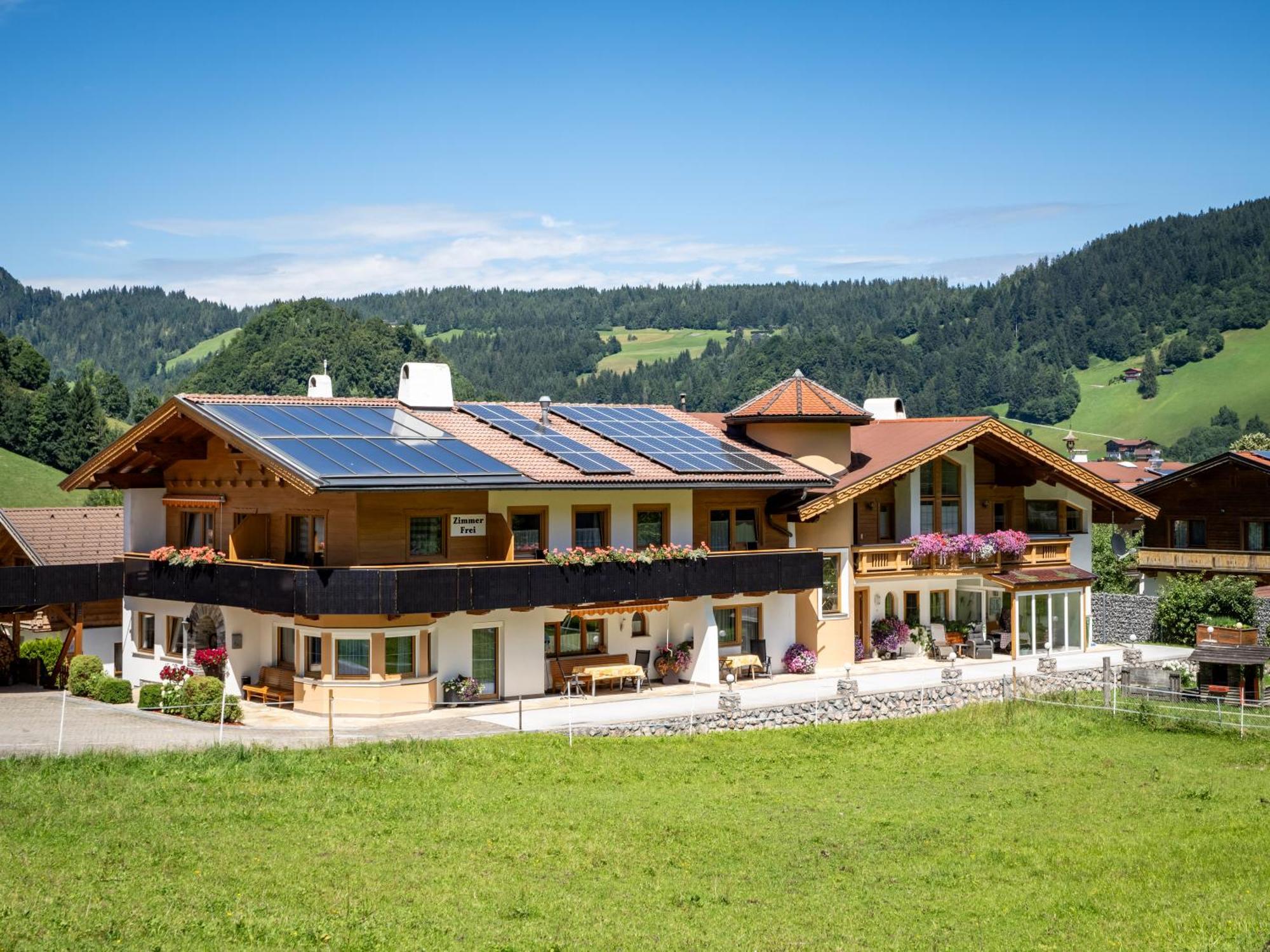 Haus Daniela Hotel Вилдшьонау Екстериор снимка